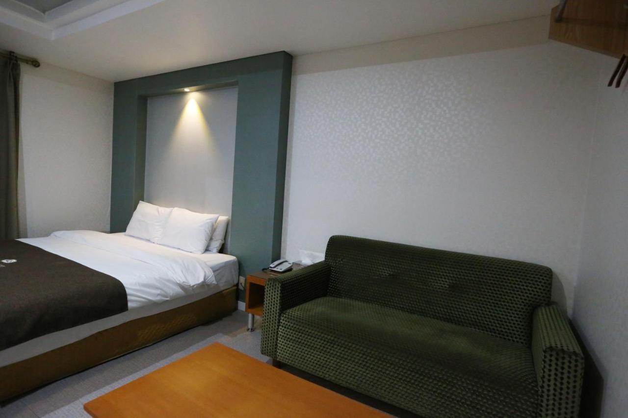 סוואן Symphony Hotel מראה חיצוני תמונה
