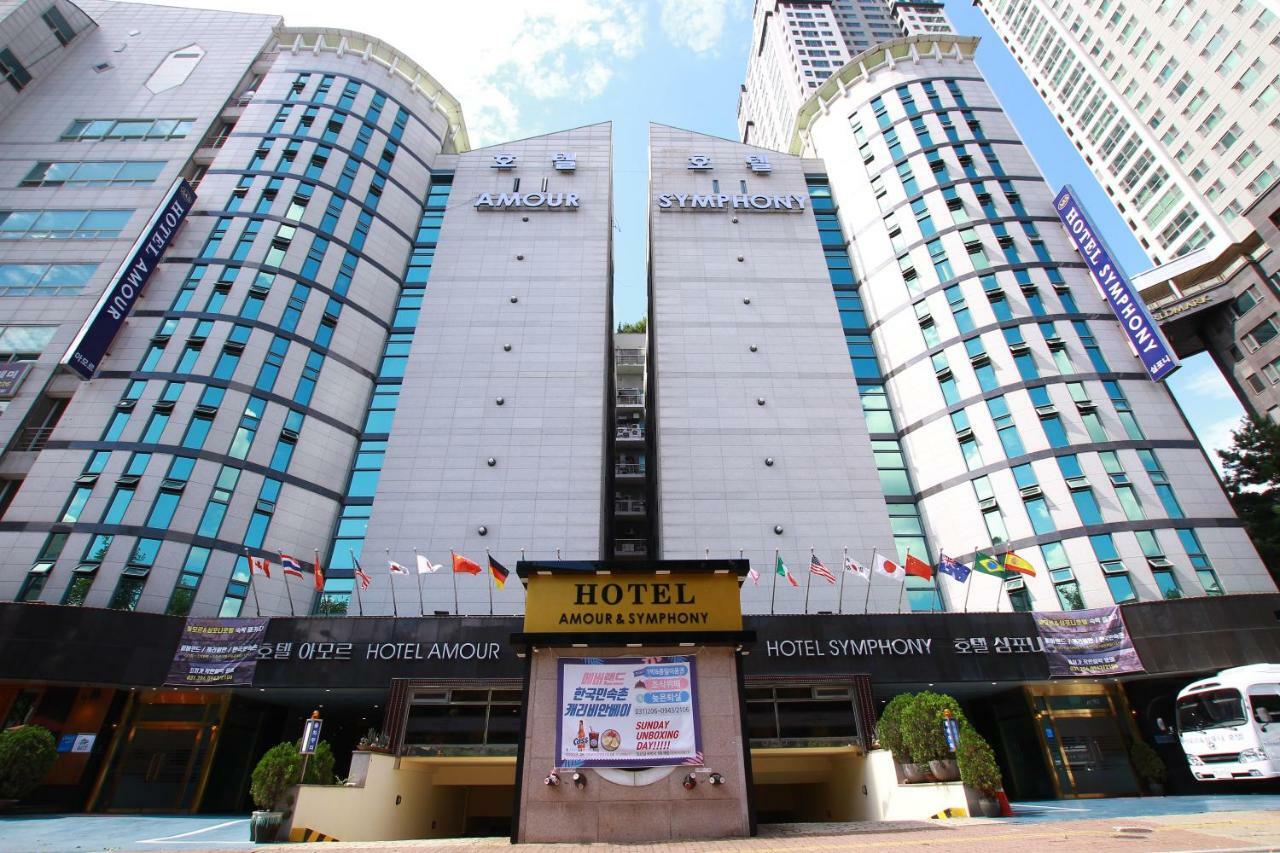 סוואן Symphony Hotel מראה חיצוני תמונה