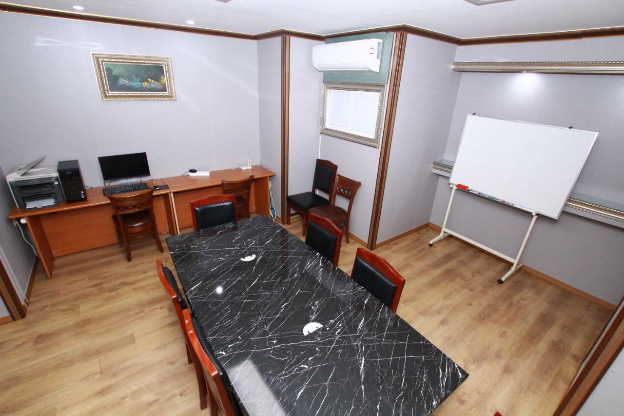 סוואן Symphony Hotel מראה חיצוני תמונה
