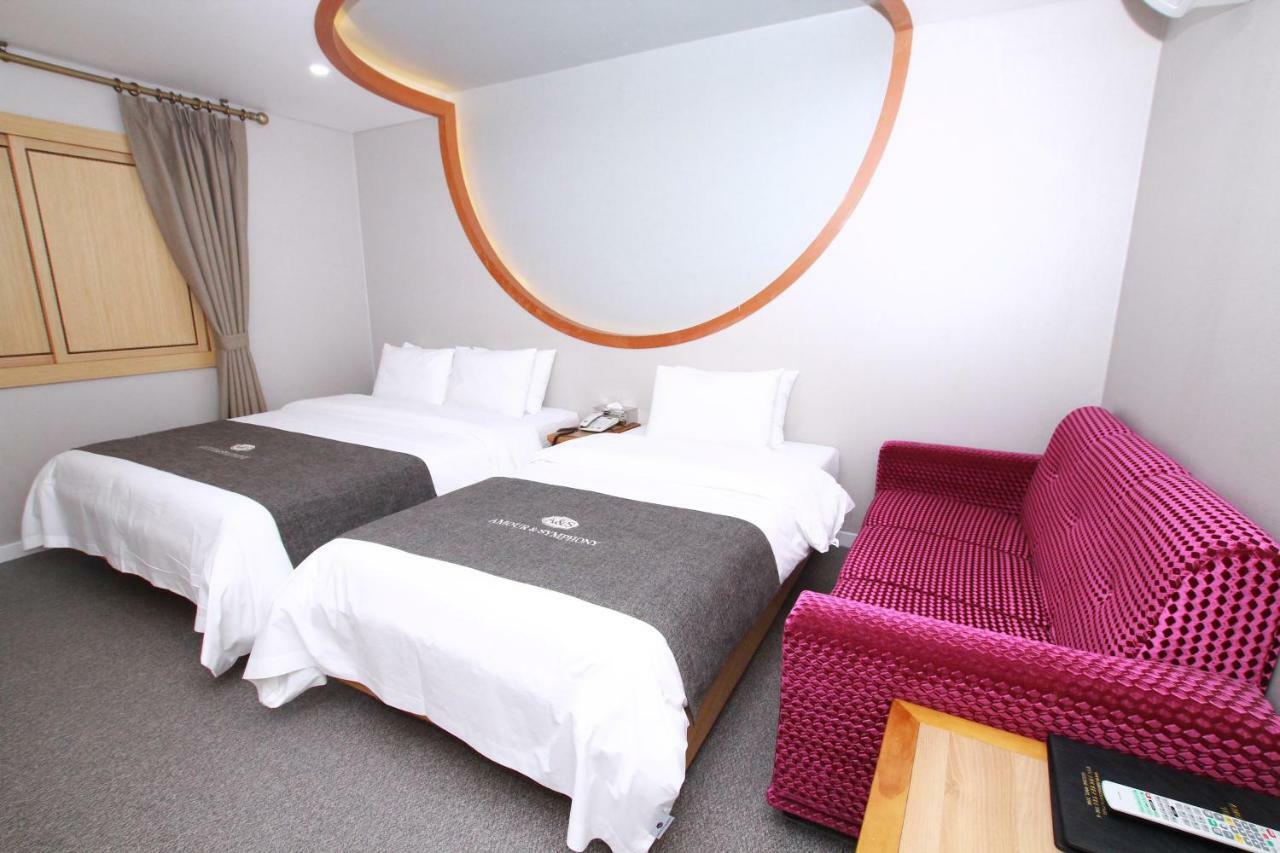 סוואן Symphony Hotel מראה חיצוני תמונה